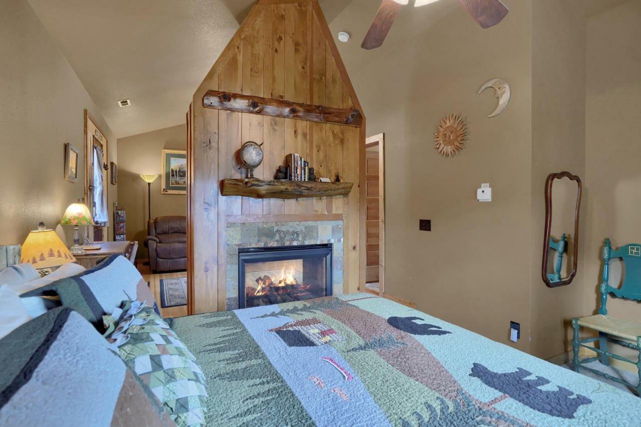 Pikes Peak Guest Cabin At Rocky Mountain Lodge Cascade-Chipita Park Exterior photo